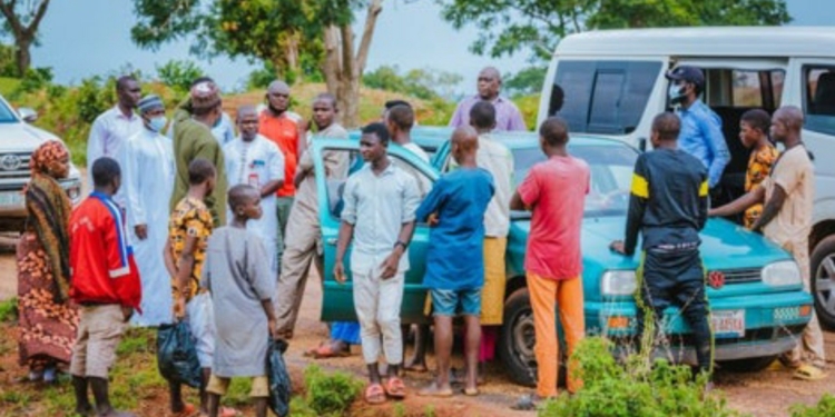 Kaduna govt intercepts car carrying 11 Almajirai, two adults on Kaduna road