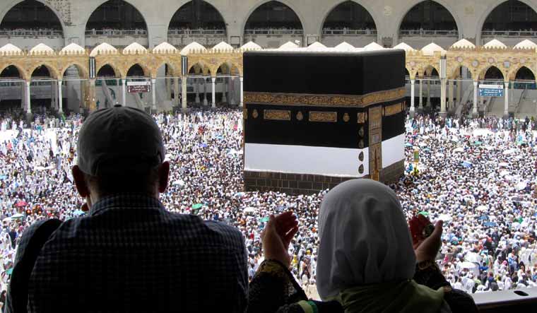 Saudi Arabia limits Hajj pilgrims to 1000