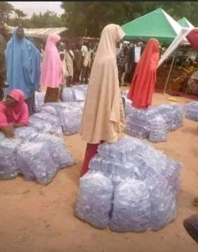 Bauchi State First Lady empowers women, distributes bags of sachet water as business start-ups