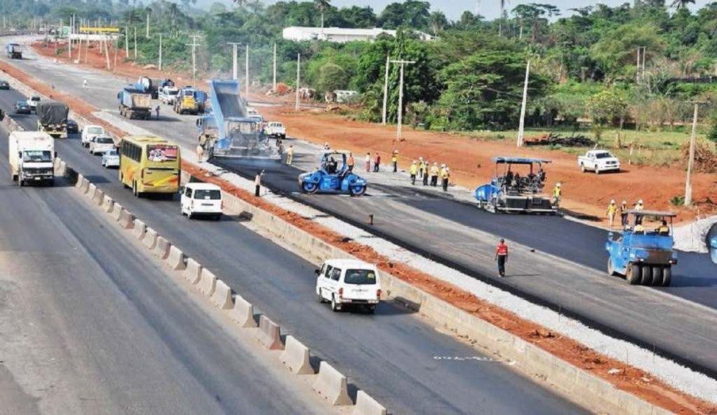 FG shuts Kara Bridge on Lagos-Ibadan Expressway for integrity test