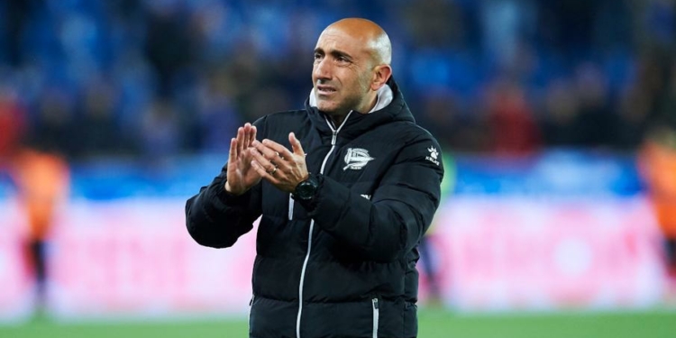 Struggling Espanyol sack third coach Fernandez