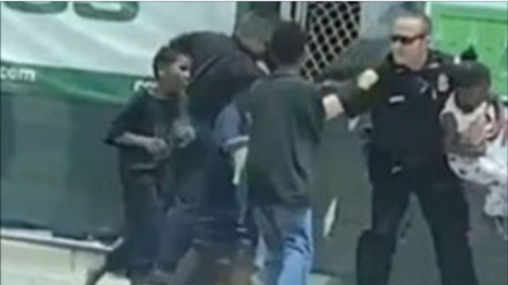 See heart-breaking and teary moment Tampa police officers forcibly separate kids from their mothers