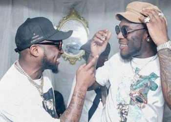 Davido congratulates Burna Boy for wining 2020 BET award