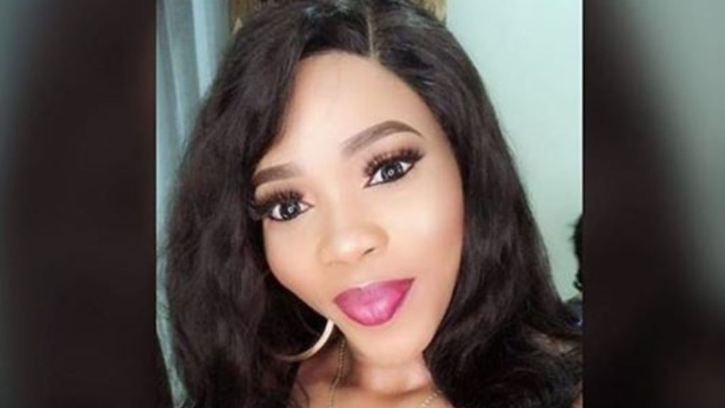Video: Thieves vandalize Nollywood actress, Bukola Adeeyo's car