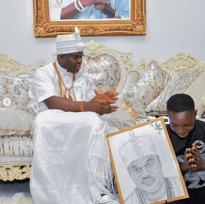 Ooni of Ife adopts and gives scholarship to boy who drew his portrait