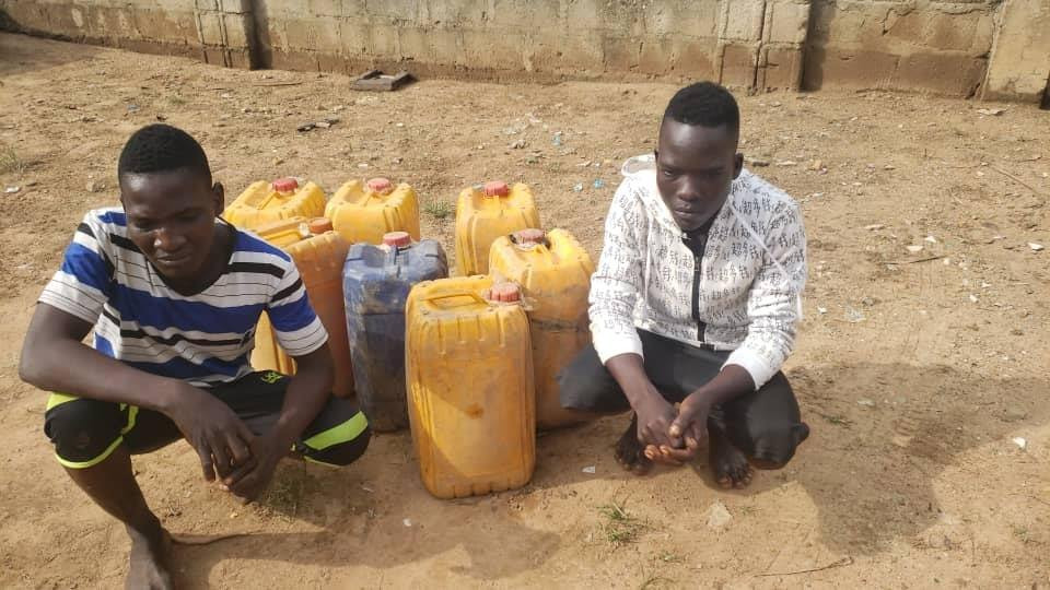 Tragedy as suspected pipeline vandal dies while siphoning fuel from a burst pipeline in Nigeria