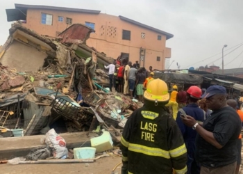Six rescued, others feared trapped in Lagos building collapse