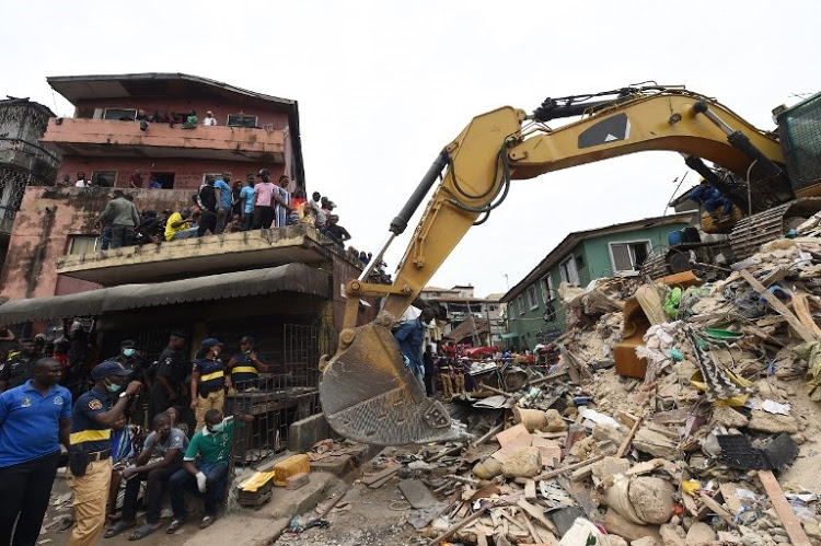 Six rescued, others feared trapped in Lagos building collapse