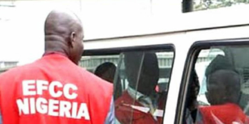 Another set of EFCC officials suspended indefinitely