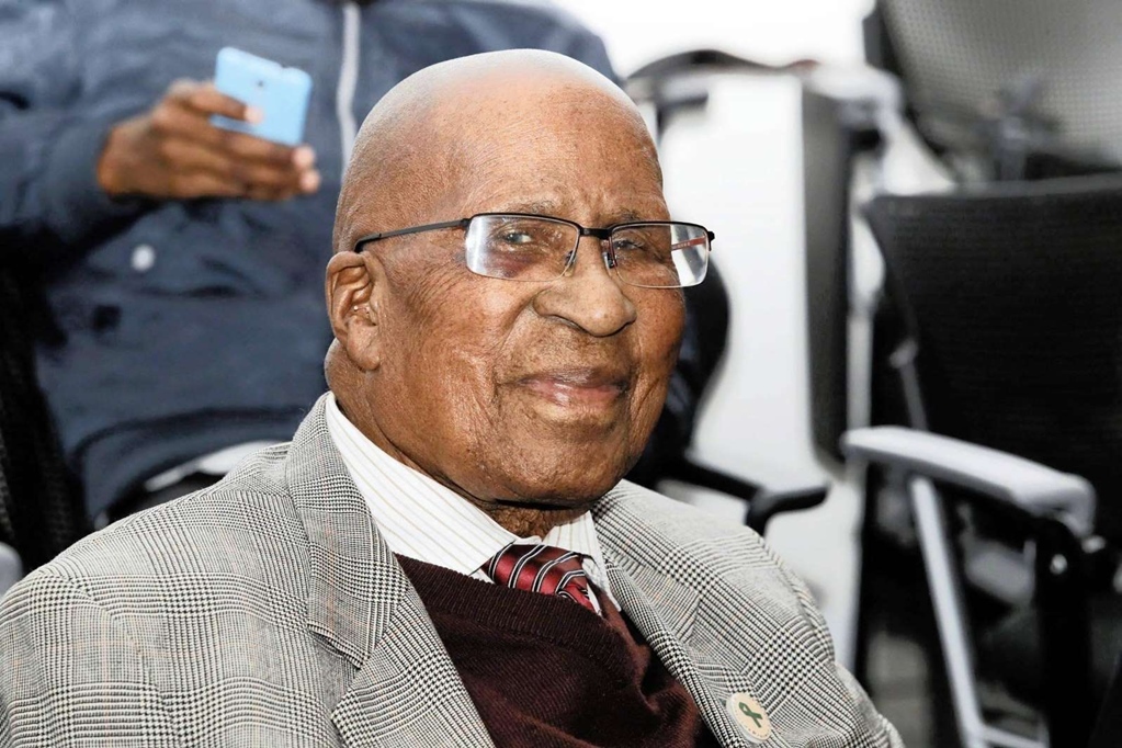 South African anti-apartheid icon, Andrew Mlangeni, dies at 95