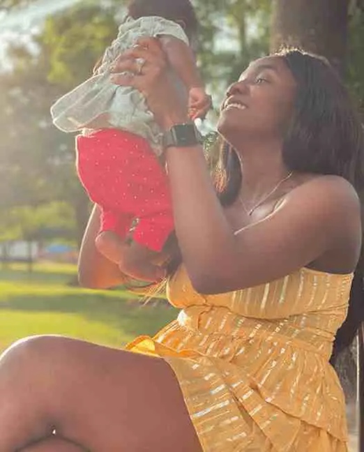 "There’s nothing in the world I wouldn’t do for you", Simi shares glimpse of her baby, Adejare