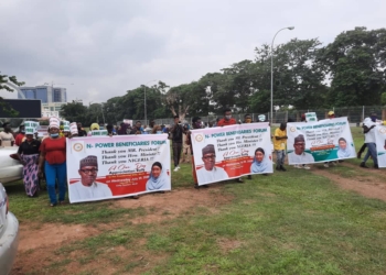 N-Power: Nigerians hold 'Thank You Rally' to Aso Villa