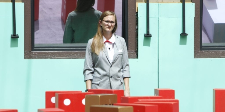 Big Brother star, Varner narrates how her church kicked her out for divorcing her husband