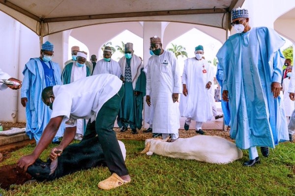 Buhari celebrates Eid-el-Kabir with family (PHOTOS)