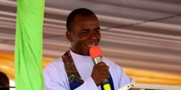 Mbaka warns detractors to desist from attacking him