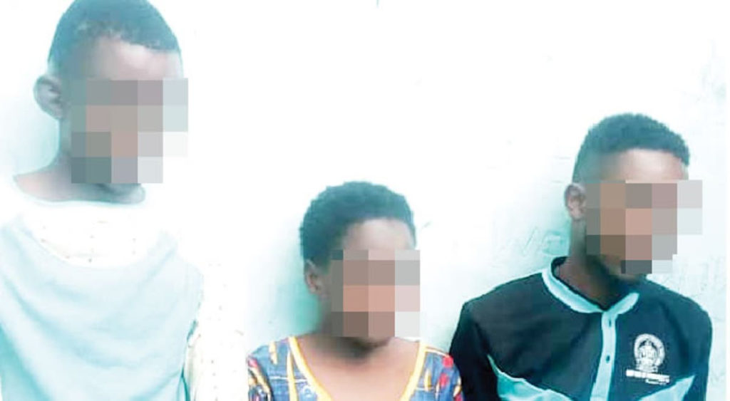 Peacemaker stabbed to death as rivals fight over girlfriend in Lagos