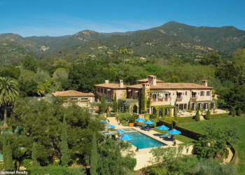 PHOTOS: Prince Harry, Meghan Markle's 9 bedroom, 16 bathroom estate 'with a stripper pole'