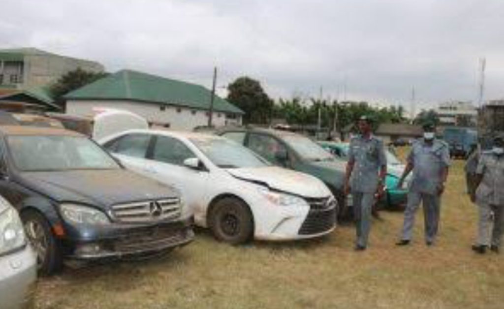 Customs intercepts vehicles, rice worth N10bn in Oyo