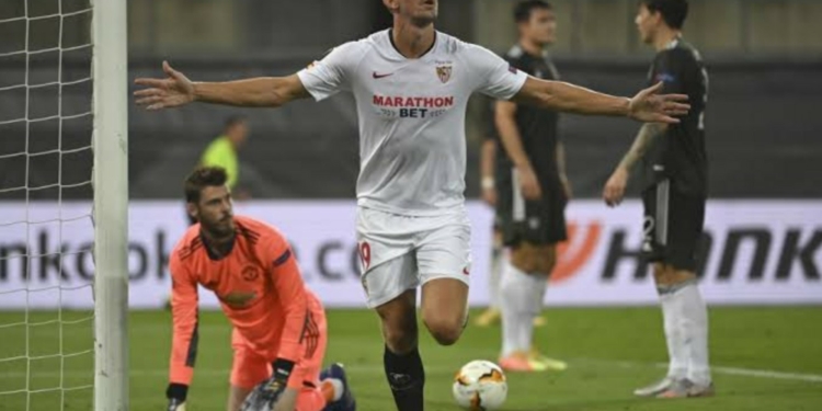 Europa League: Sevilla beat Man United to secure final ticket