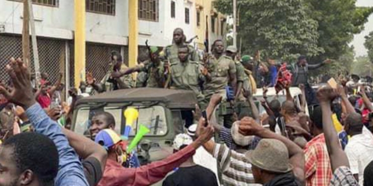 Mutinying soldiers arrest Mali President Keita, PM Cisse