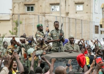 West African mediators jet to Mali seeking reversal of coup