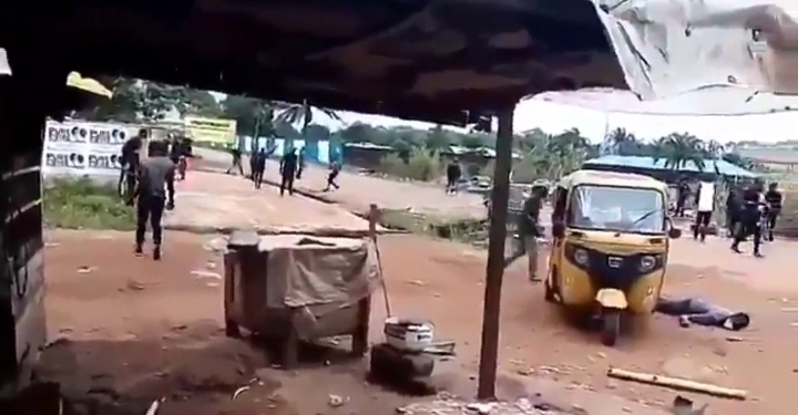 BREAKING: IPOB members and security operatives clash in Enugu (VIDEO)
