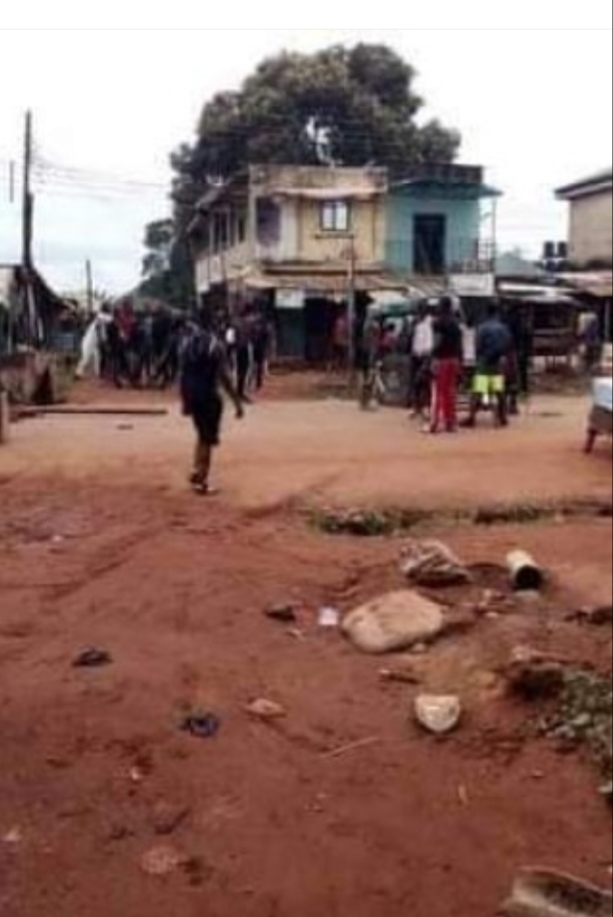 BREAKING: Two reportedly dead as IPOB members and security operatives clash in Enugu (VIDEO)