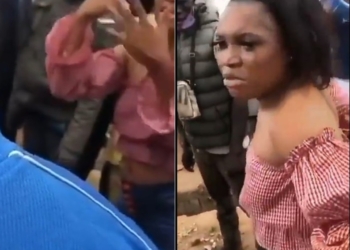 Lady 'runs mad' after jumping off a bike in Ado-Ekiti (video)