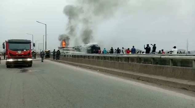 Woman escape death as car guts fire on Lagos/Ibadan Expressway