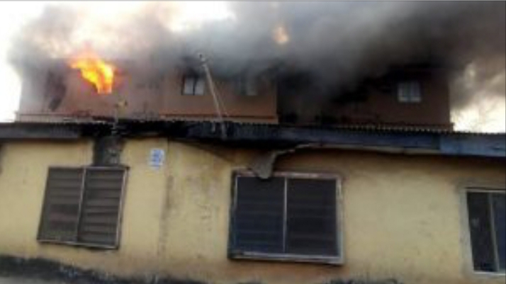 BREAKING: Fire engulfs one-storey building in Lagos