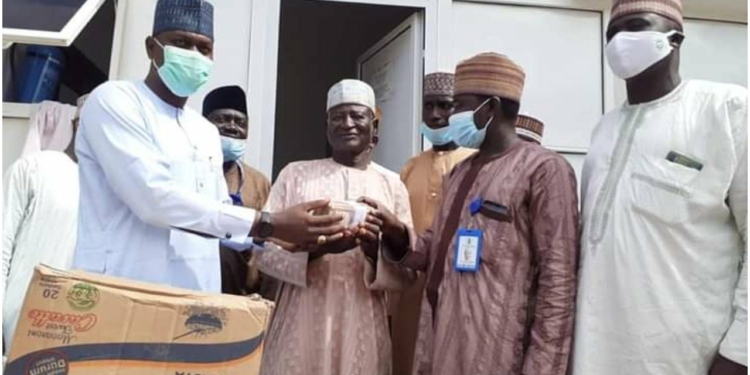 'Poor' driver rewarded for returning lost N1.3 million to owner in Yobe