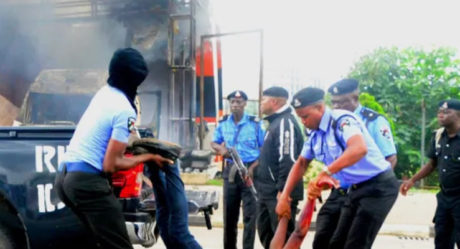 Shi’ites clash with Police in Kaduna, 2 confirmed killed, many others injured