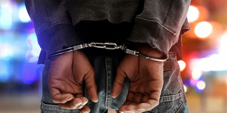 Man kills wife and two sons for making noise in America