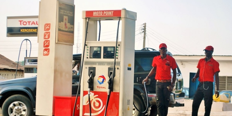 PETROL: Filling stations to add extra N10.44 per litre to FG's new price, IPMAN gives reason