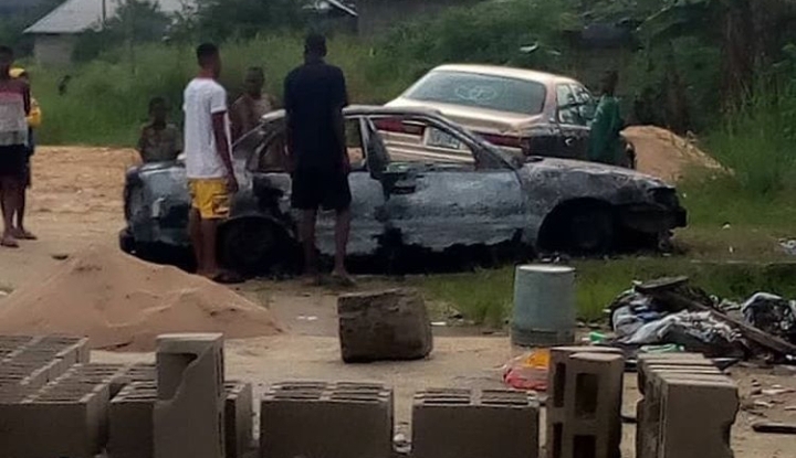 Suspected cultists set rival group leader's car ablaze in Bayelsa
