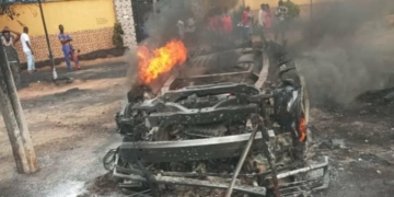 BREAKING: Several Passengers burnt to death as bus catches fire in Anambra