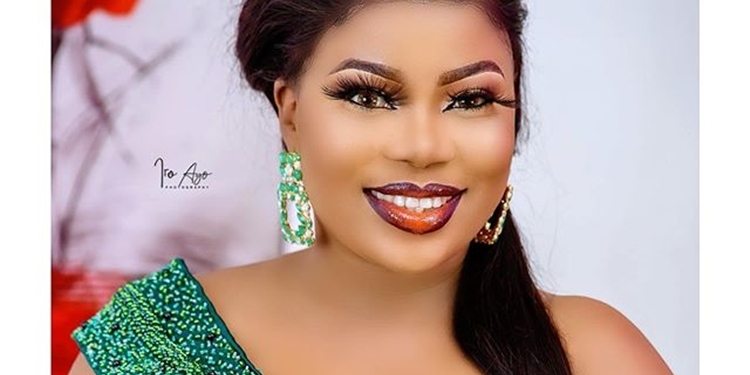 God don shame you already - Seyi Edun slams troll who mocked her for being childless and always being happy