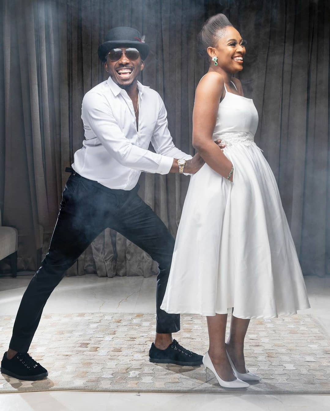 Comedian Bovi celebrates 11th wedding anniversary with beautiful family photos