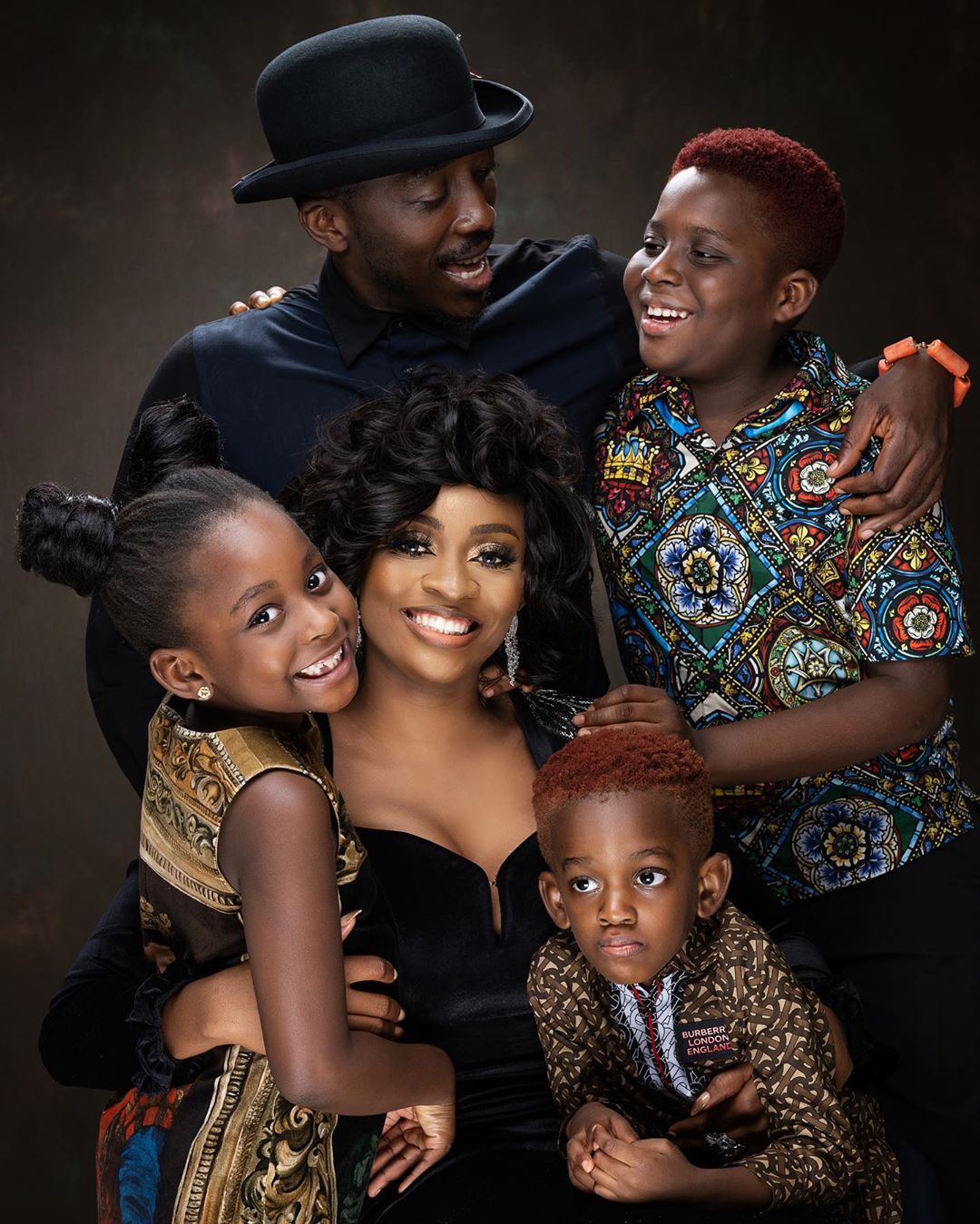 Comedian Bovi celebrates 11th wedding anniversary with beautiful family photos