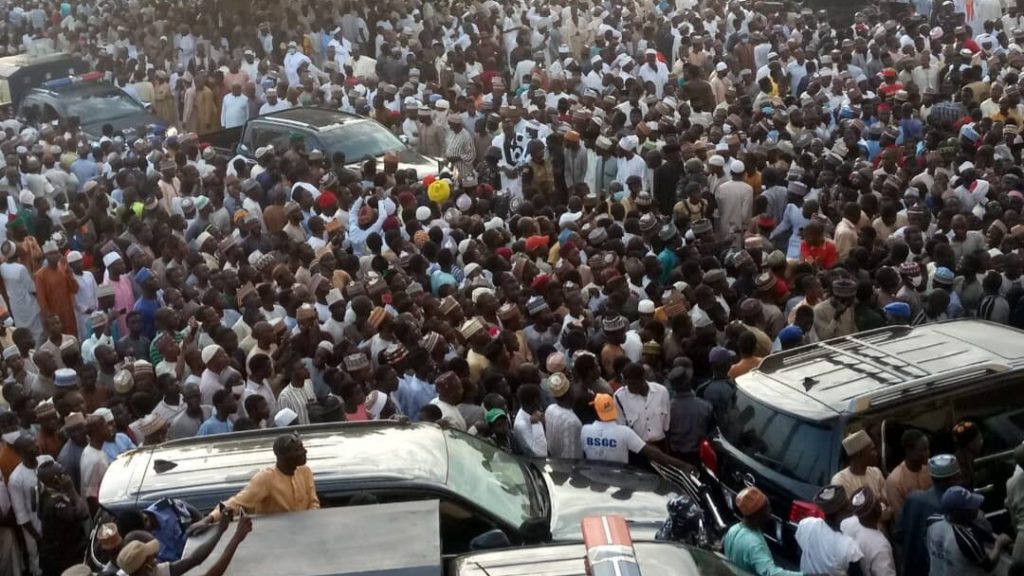 Buhari, El-rufai, Masari mourn as thousands gather in Zaria for Emir of Zazzau's Burial