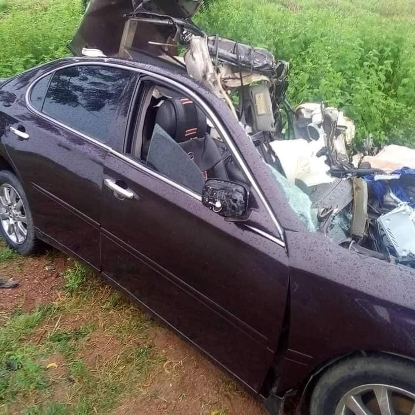 Couple, 3 kids die in ghastly accident enroute Jigawa