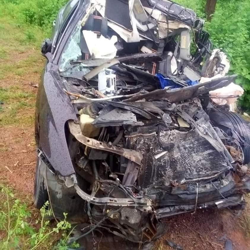 Couple, 3 kids die in ghastly accident enroute Jigawa