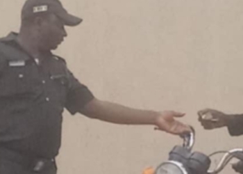 CP Odumosu orders trial of police officer pictured extorting money from a motorcyclist in Aguda