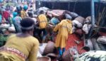 Traders trapped under loads of farm produce as truck crashes in Abeokuta
