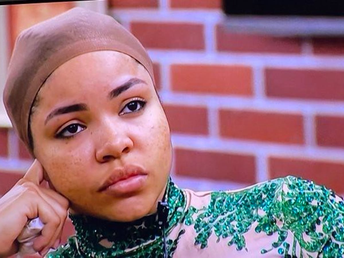 VIDEO: BBNaija Finalists console crying Nengi