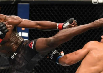 VIDEO: Israel Adesanya defeats Paulo Costa with TKO in UFC253