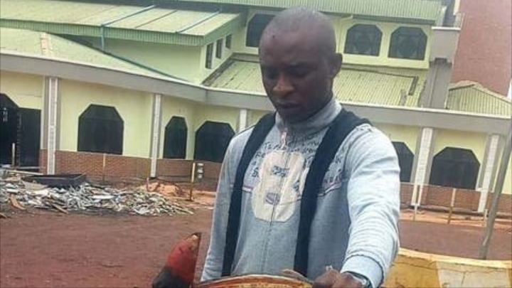 PHOTO: Police apprend middle-aged man for 'arresting a god' in Nsukka