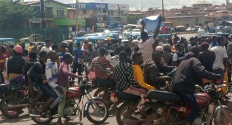 Youths storm Osogbo streets, demand scrapping of SARS