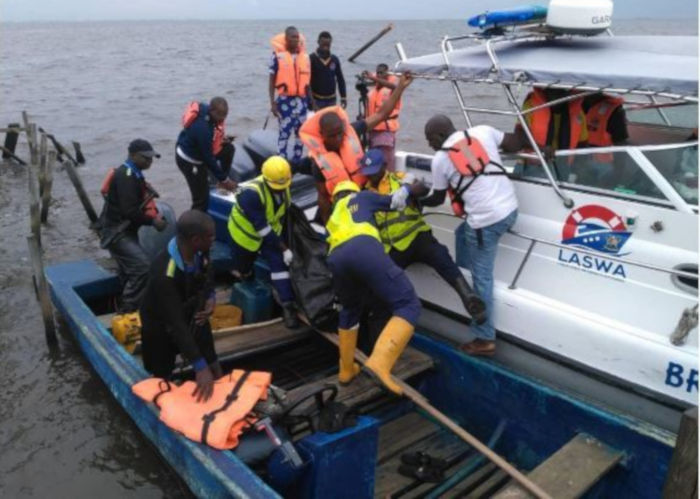 https://www.withinnigeria.com/wp-content/uploads/2020/11/30/tragedy-as-navy-sailor-die-in-boat-race-in-lagos.jpg