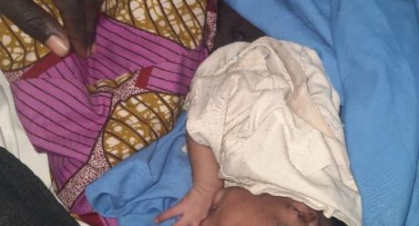 Mom dumps newborn baby in Katsina, drops note stating her reasons (Photos)